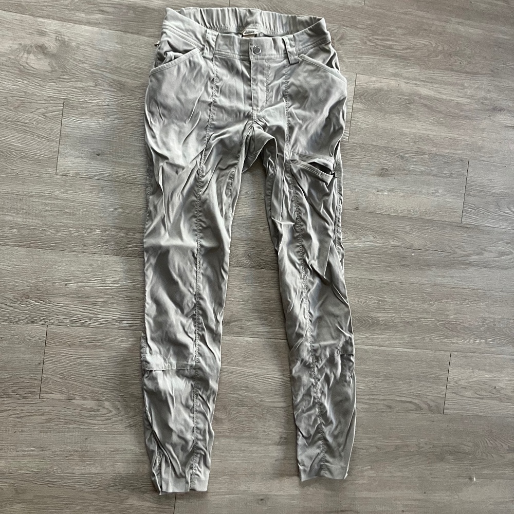 Duluth Dry on the Fly Slim Leg Women's Pants 2x33 - khaki